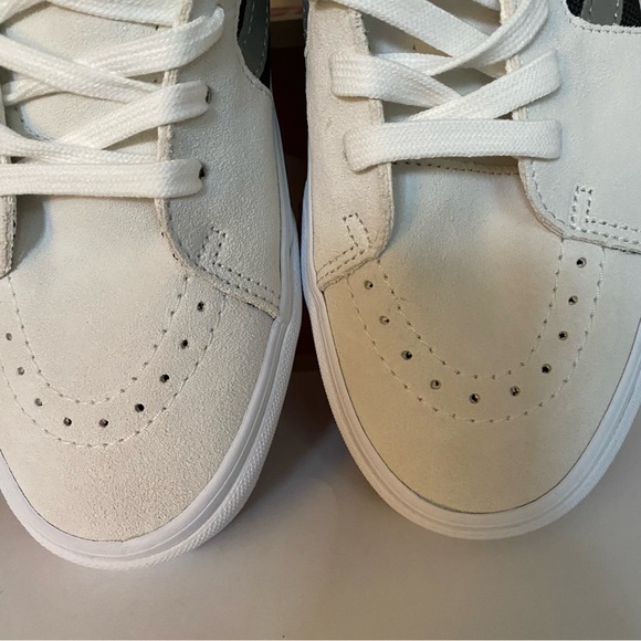 NEW VANS SK8 LOW UNISEX WHITE BLACK M 9.0 W 10.5 - Picture 4 of 9